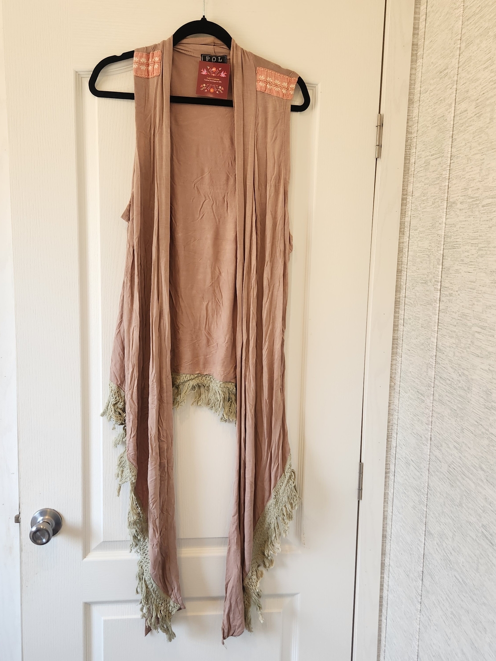 POL Beige Fringe Sleeveless Vest M Euc